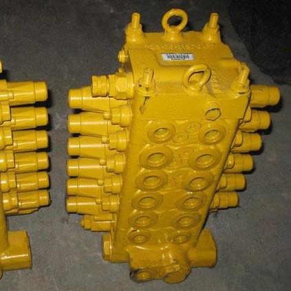 小松PC30UU-3 723-18-13100 主控閥 挖掘機(jī)配件